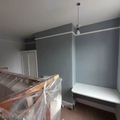 painters and decorators bath